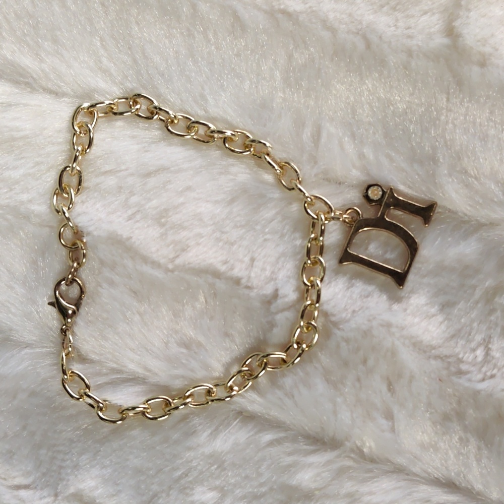 Diamond international bracelet